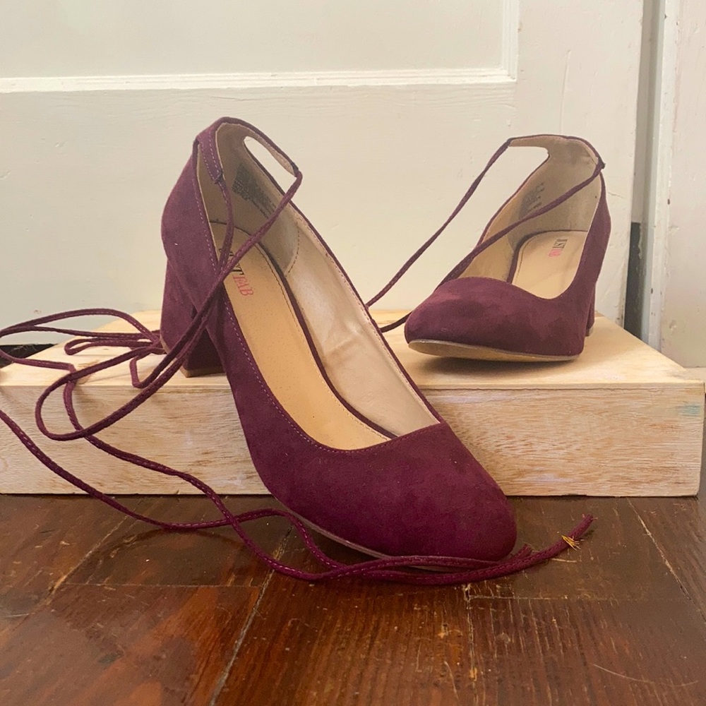 ankle wrap low heels